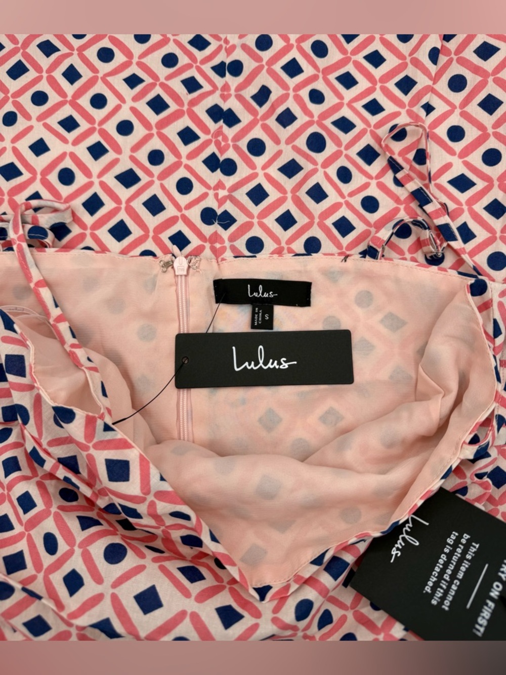Lulus NWT “Charming Desire” Pink Geo Print Ruched Sleeveless Mini Dress. Small. - Picture 12 of 14